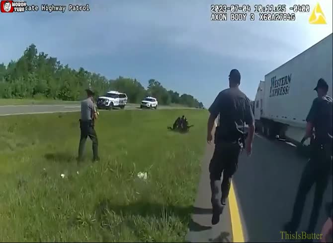 Video :Police unleash dog on man with hands in the air